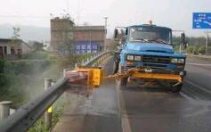 河北強(qiáng)降雨導(dǎo)致高速公路塌方全線關(guān)閉搶修波形護(hù)欄及交通設(shè)施